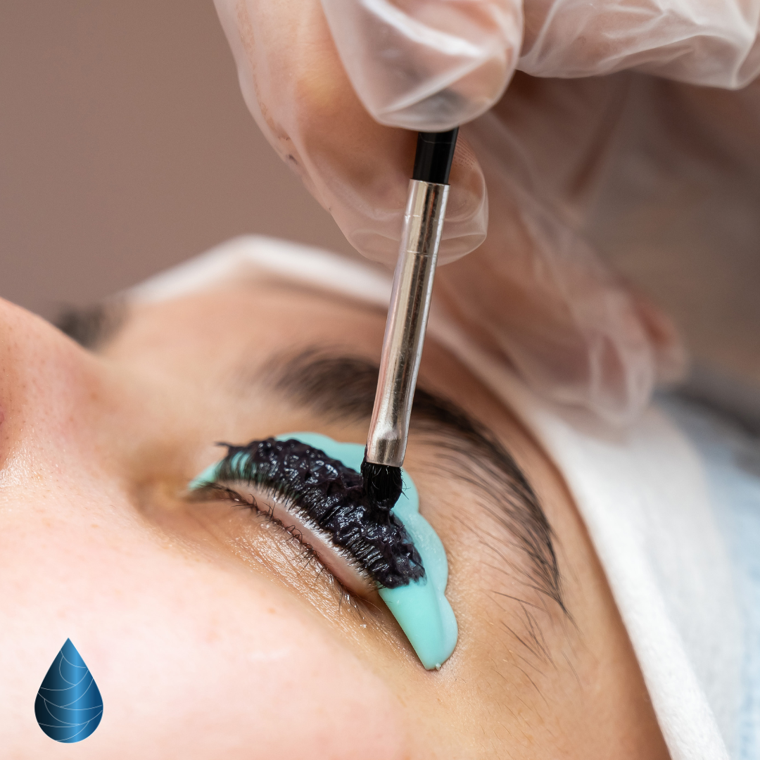 Teinture des cils Le Cannet